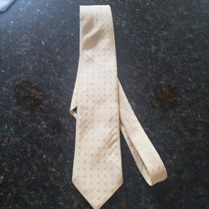 Hugo Boss Tone on Tone Gold Silk Tie with Print Design